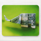 Dollar-Bill Origami Elephant auf grünem Hintergrun Mousepad (Vorne)