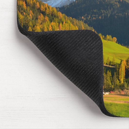 Dolomitdorf in Fall mousepad (Ecke)