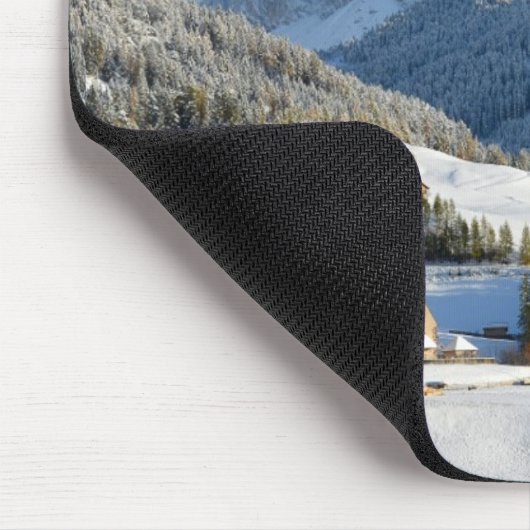 Dolomitdorf in Winter mousepad (Ecke)