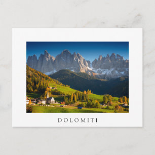 Dolomiten Dorf im Herbst weißer Text Postkarte