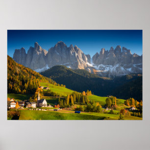 Dolomiten-Dorf im Herbstposter Poster
