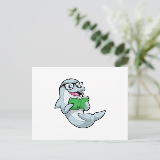 Dolphin als Nerd mit Brille & Book Postkarte (Stehend Vorderseite)