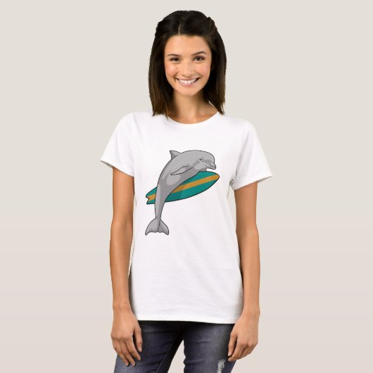 Dolphin als Surfer mit Surfbrett T-Shirt (Vorne ganz)