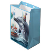 Dolphin Birthday Mittlere Geschenktüte (Rückseite Schrägansicht)