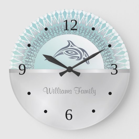 Dolphin Mandala Silver Coastal Familienname Große Wanduhr (Vorderseite)