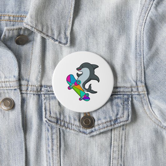 Dolpin als Skater mit Skateboard Button (Beispiel)