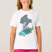 Dolpin als Surfer mit Surfboard T-Shirt (Vorderseite)
