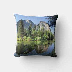 Domgesteine über dem Merced River - Yosemite Kissen