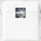 Dominate - Lion Motivierend Quadratischer Aufkleber (Tasche)