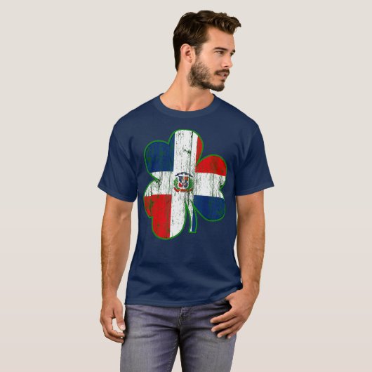 Dominikanische Flagge Irish Kleeblatt St Patricks T-Shirt (Vorne ganz)