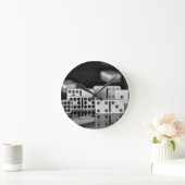 Dominos Runde Wanduhr (Zuhause)