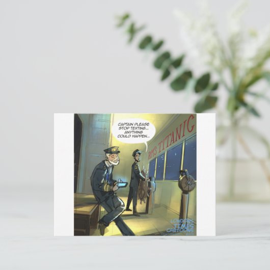 Don’t Text And Titanic Funny Postkarte (Stehend Vorderseite)