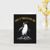 Don Tree auf Pinguinen, Steuern Penguin Funny Meme Karte (Gelbe Blume)