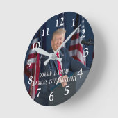 Donald J. Trump 45. Präsident Keepake Runde Wanduhr (Winkel)