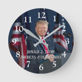 Donald J. Trump 45. Präsident Keepake Runde Wanduhr
