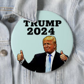 DONALD TRUMP 2024 GROSSER BUTTON (Beispiel)
