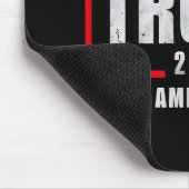 Donald Trump 2024 nimmt die Wahlen in Amerika zurü Mousepad (Ecke)