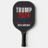 Donald Trump 2024 nimmt die Wahlen in Amerika zurü Pickleball Schläger (Rückseite)