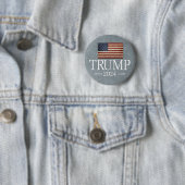 Donald Trump 2024 - Vintage amerikanische Flagge Button (Beispiel)