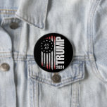 Donald Trump 2024 Wahl Abstimmung 45 47 Amerikaner Button<br><div class="desc">Donald Trump 2024 Wahl Abstimmung 45 47 amerikanische Flagge</div>