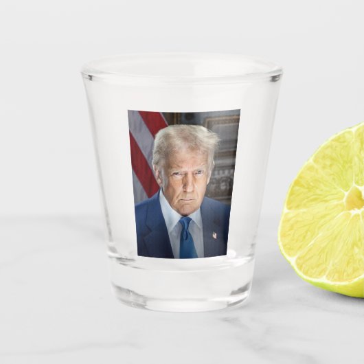 Donald Trump 2025 US-Präsident Portrait Schnapsglas (Vorderseite)