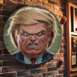 Donald Trump Angry Face Dartscheibe<br><div class="desc">Bild von Donald Trump Dart Board. Ein Dartboard mit einer wütenden Karikatur einer politischen Figur. Das Ziel ist in der Mitte des Gesichts, mit dem Ziel der Nase. Ein rundes Dartboard mit einer Karikatur Donald Trumps. Das Ziel ist auf seinem Gesicht zentriert, mit dem Stiergräber direkt über seiner Nase. Dieses...</div>