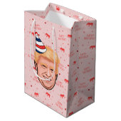 DONALD TRUMP BIRTHDAY MITTLERE GESCHENKTÜTE (Rückseite Schrägansicht)