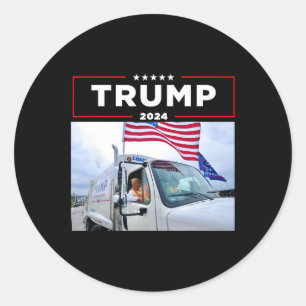Donald Trump fährt in Garge Truck Shirt Garge Tee Runder Aufkleber