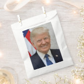 Donald Trump Geschenktütchen (Ausgeschnitten)