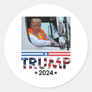 Donald Trump in Garbyge Truck Team Garage für Trum Runder Aufkleber