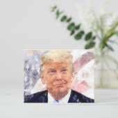 Donald Trump lächelt unter amerikanischer Flagge Postkarte (Stehend Vorderseite)