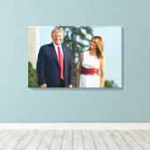 Donald Trump & Melania 4. Juli 2020 Leinwanddruck (Insitu (Holzboden))