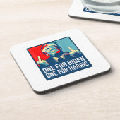 Donald Trump Middle Finger Biden Harris America Re Getränkeuntersetzer (Linke Seite)