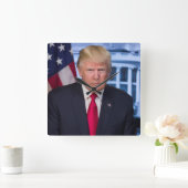 Donald Trump Official Presidential Portrait Quadratische Wanduhr (Zuhause)