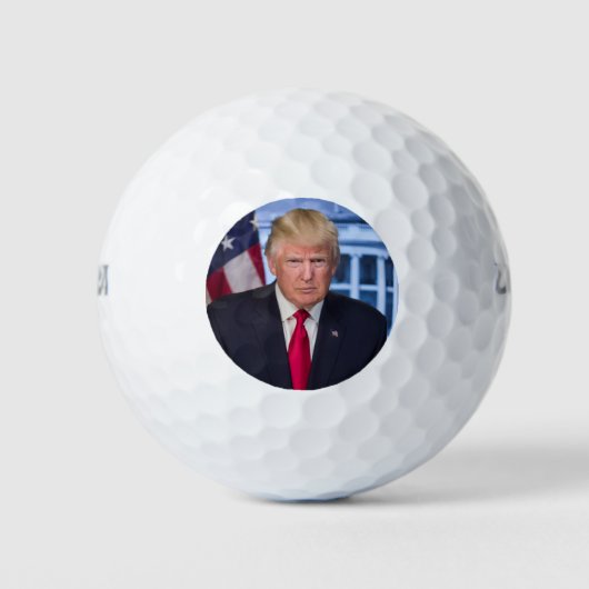 Donald Trump Offizielles Präsidentenportrait Golfball (Vorderseite)