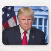 Donald Trump Offizielles Präsidentenportrait Mousepad (Vorne)