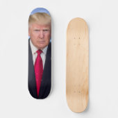 Donald Trump Offizielles Präsidentenportrait Skateboard (Vorderseite)
