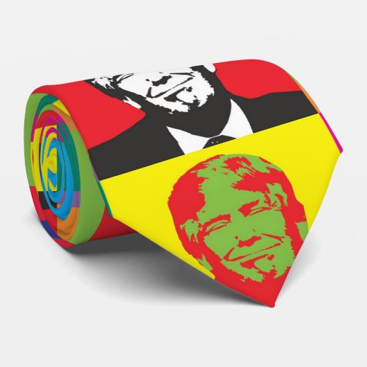 DONALD TRUMP POP ART NECTIES KRAWATTE (Gerollt)