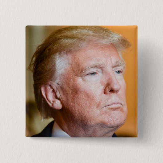 Donald Trump Portrait Button (Vorderseite)