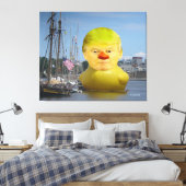 Donald Trump Rubber Yellow Duck Wrapped Canvas Leinwanddruck (Insitu (Schlafzimmer))
