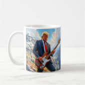 Donald Trump spielt Electric Bass Mount Rushmore Kaffeetasse (Links)