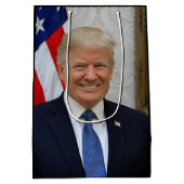 Donald Trump US President White House MAGA 2024 Mittlere Geschenktüte (Rückseite)