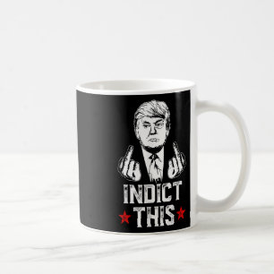 Donald Trump weist darauf hin, dass diese politisc Kaffeetasse