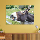 Donkey in Weide mit Hund lächeln Leinwanddruck (Insitu (Wohnzimmer))