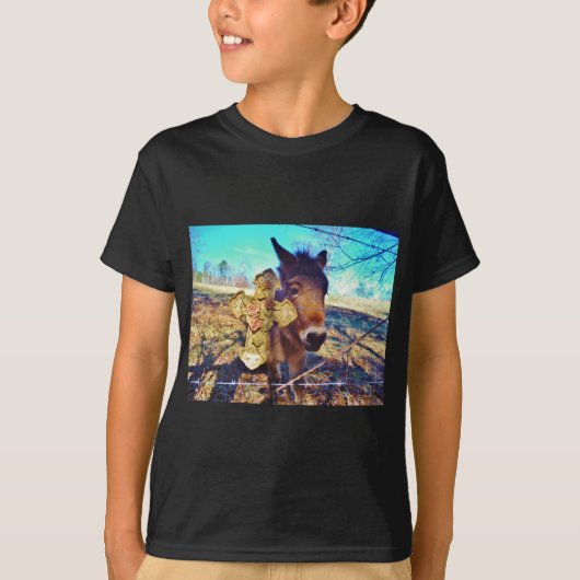 Donkey mit Rose Cross T-Shirt (Vorderseite)