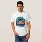Donnerstag: 70er Boombox Art T-Shirt (Vorne ganz)