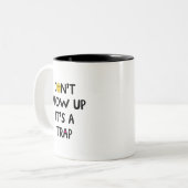 Don't grow up, it's a trap! Mug Zweifarbige Tasse (Vorderseite Links)