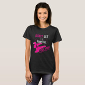 Don't Let The Ponytail Fool You Karate Girl Funny  T-Shirt (Vorne ganz)