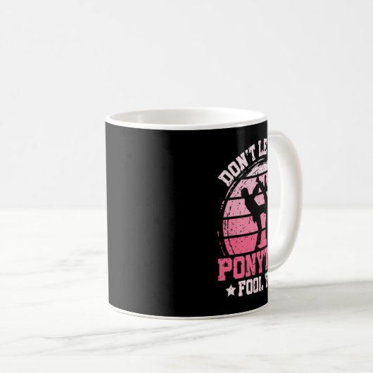 Don't Let The Ponytail Fool You Martial Art Karate Kaffeetasse (VorderseiteRechts)
