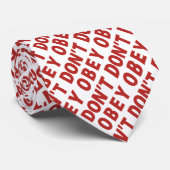 Don't Obey Portland Frog Protest Krawatte (Gerollt)